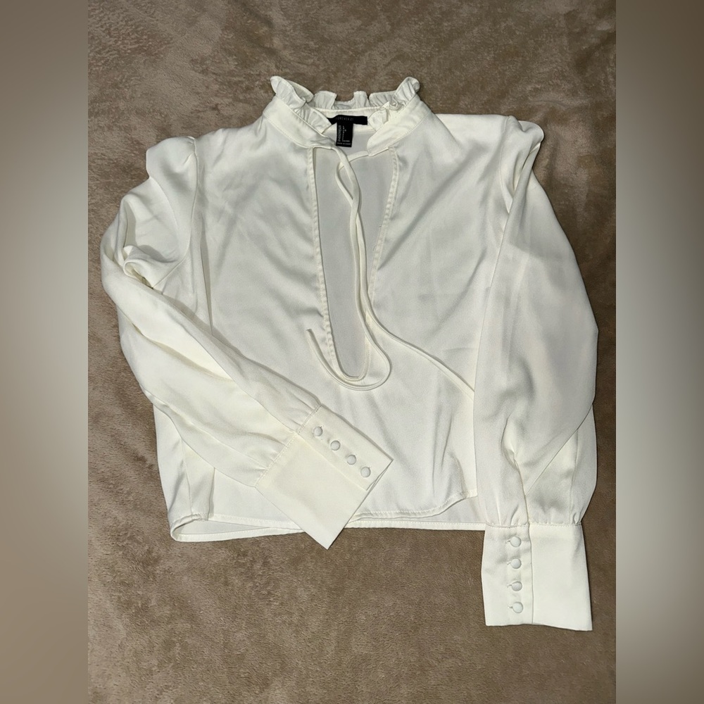 Forever 21 white long sleeve top